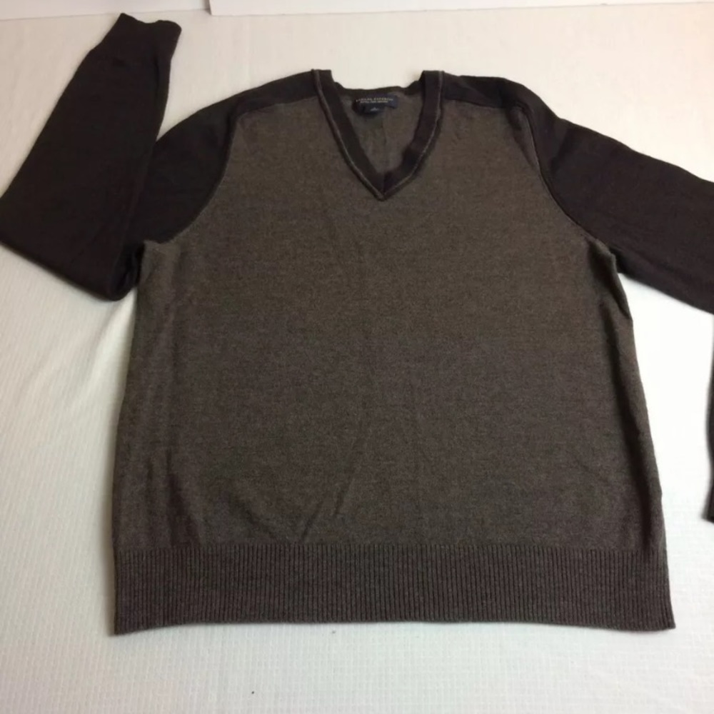 Banana republic men’s brown sweater Sz L 100% wool